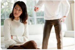 老公出轨：我辛苦付出他习惯性出轨