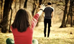 丈夫出轨:他决意要跟妻子离婚，给小三名分