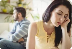 婚姻出轨:原配妻子过于木讷 情人充满新鲜感