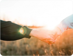 挽救婚姻:婚姻越是到了中年越要好好经营才能不被婚外的感情所吸引