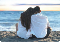 挽救婚姻:老公出轨就算了居然还任由第三者在我这里放肆